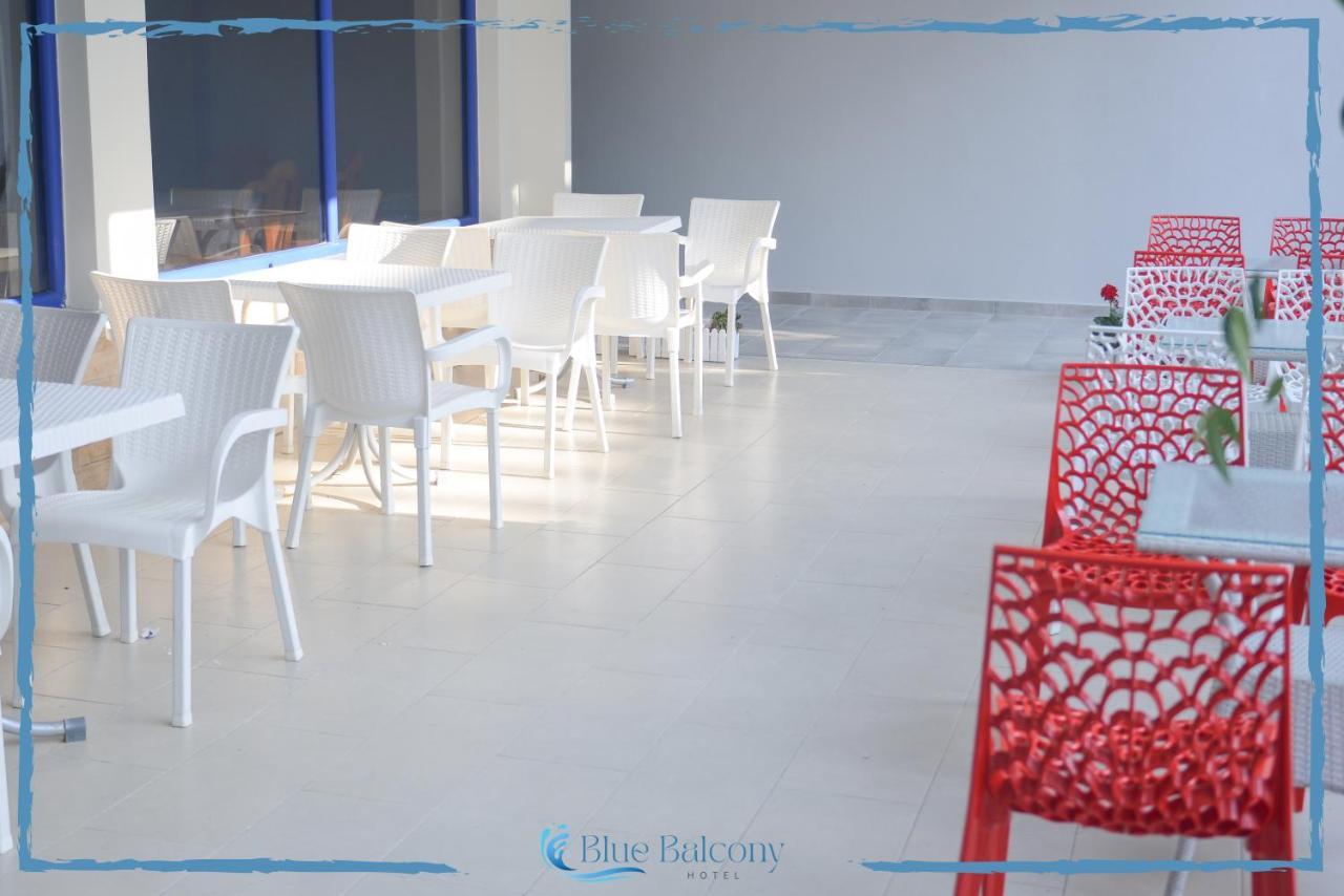Blue Balcony Hotel 格勒姆 外观 照片