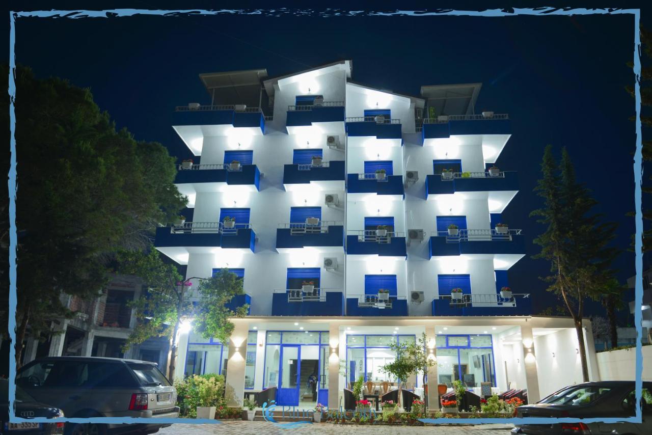 Blue Balcony Hotel 格勒姆 外观 照片